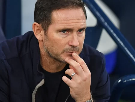 Frank Lampard: Chelsea kommer att utse ex-manager som chef fram till slutet av säsongen